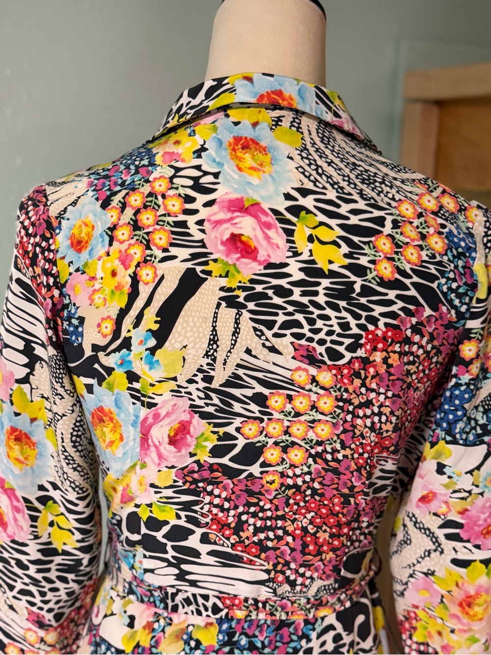 Yumi Kim Floral Multi-Color Long Sleeve Maxi Dress with Self Tie - Picture 10 of 12